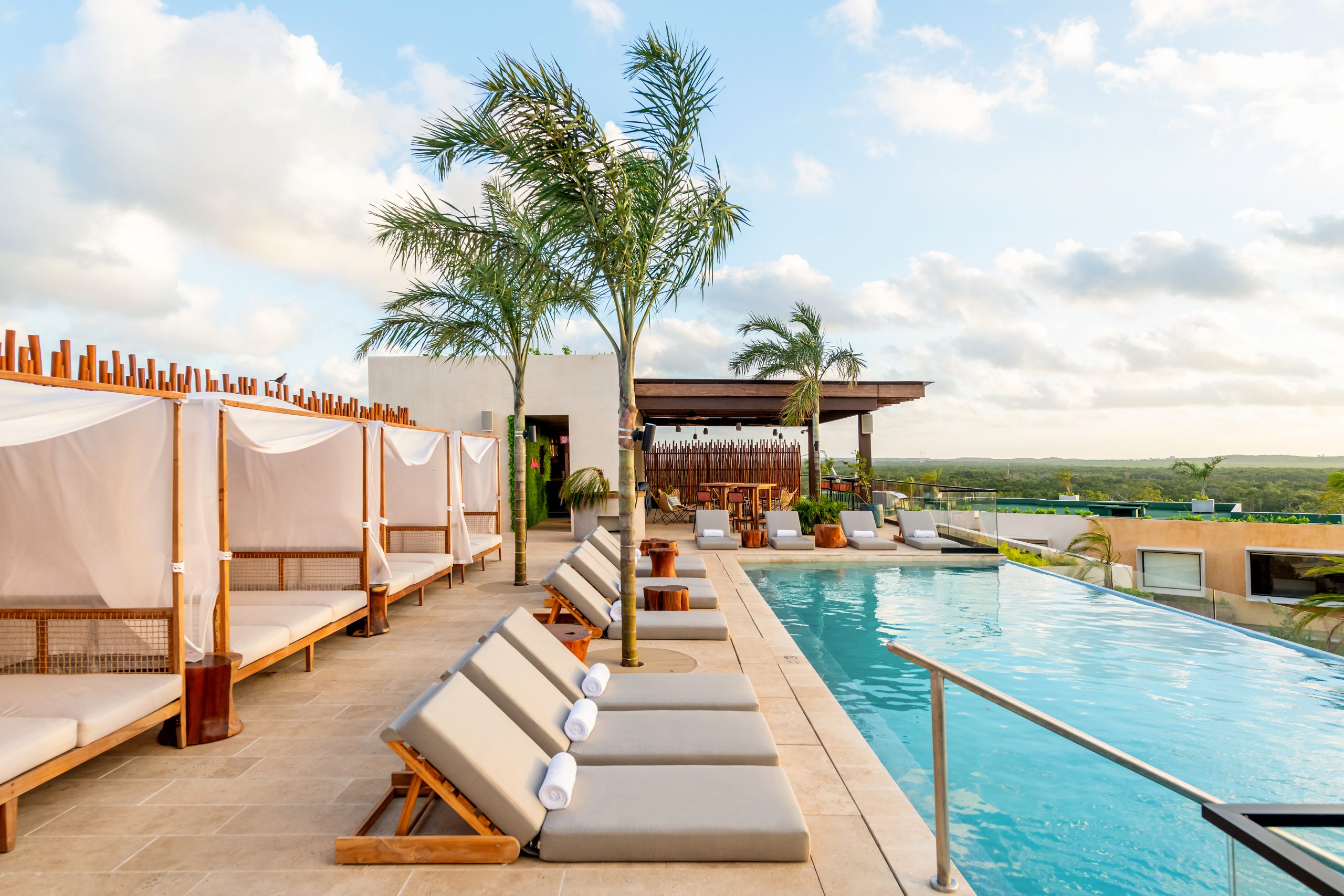atico-rooftop-pool